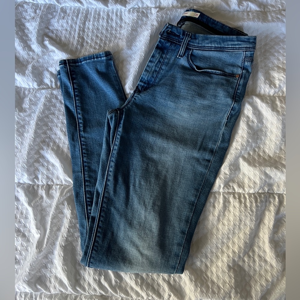 Women’s Levi’s 711 Skinny Jeans, Size 28
